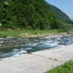 湯沢町でクロス工事しています。
