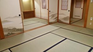 GW明けの畳の表替えのために体を休めておきます。