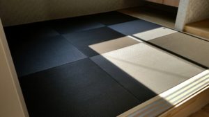 長岡市の県営住宅の畳・襖の張り替え工事を頂きました。