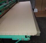 ハイセンスな縁なし畳を長岡市へを収めさせて頂いた際にお若いご夫婦さんのお人柄に関心いたしました。